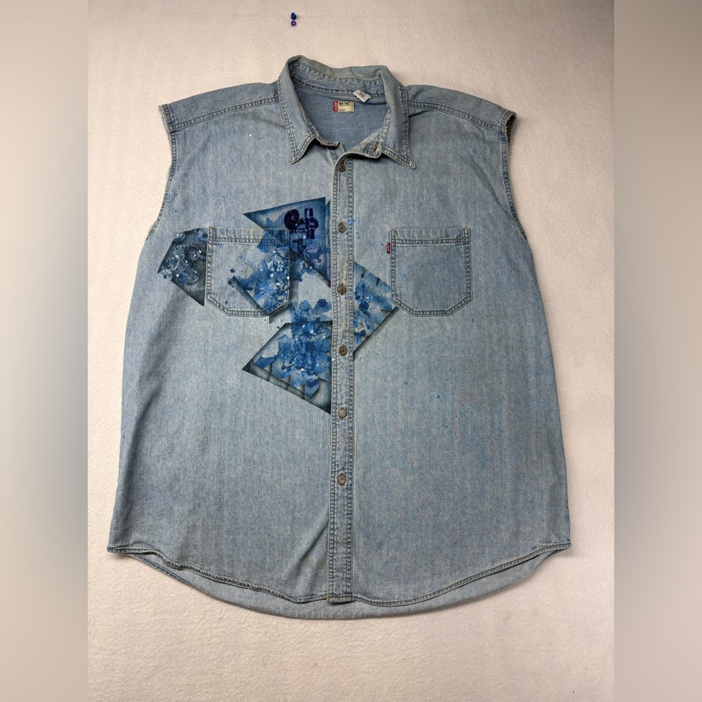 Vintage Levis Denim Shirt Red Tab Art Work Mens XXL Button Front 100% Cotton